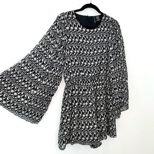 FIRE L.A. | Black & White Pleated Sleeve Romper